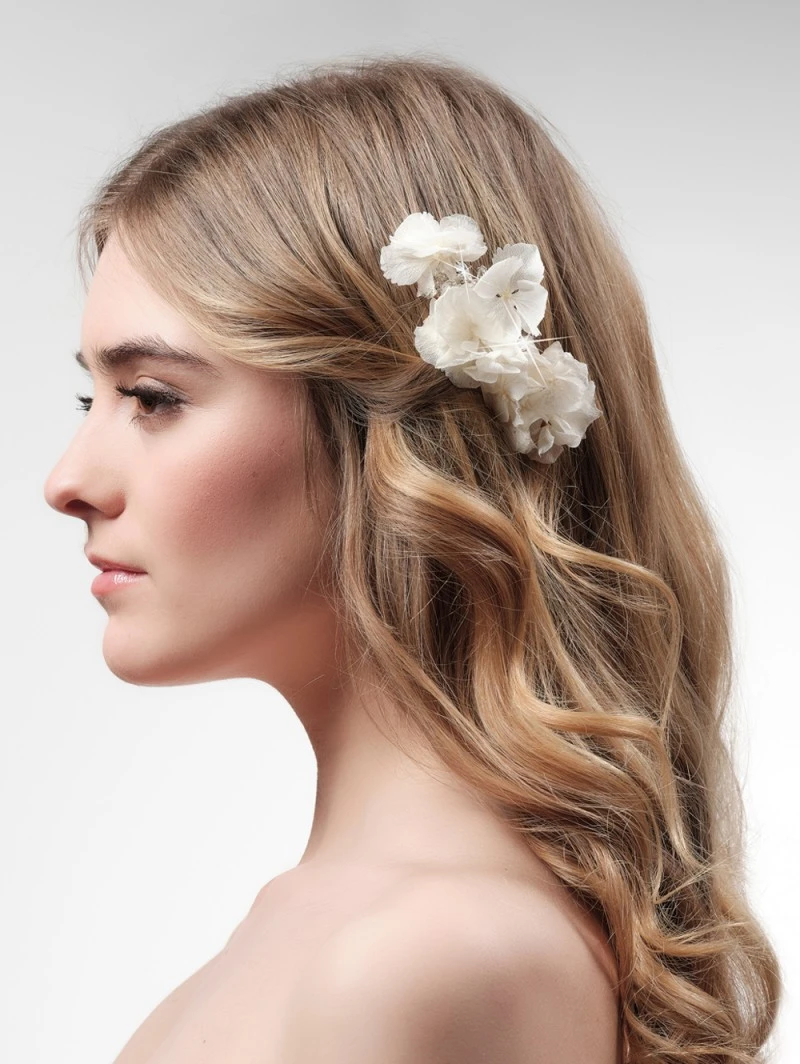 Poirier Haaraccessoire Met Bloemen BB-463 3 Poirier Haaraccessoire Met Bloemen BB-463