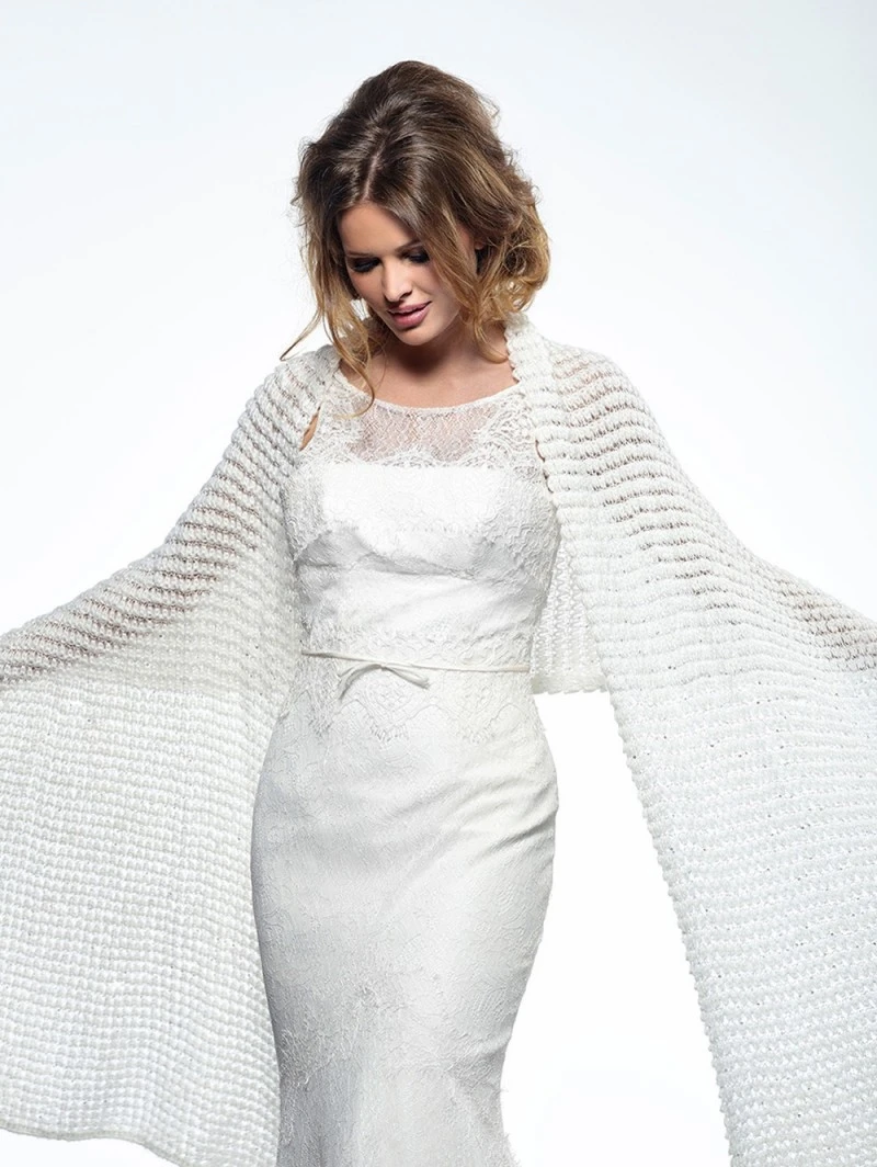 Poirier Gebreide Stola Ivoor S 168 Zilver Pailletten 3 Poirier Gebreide Stola Ivoor S 168 Zilver Pailletten